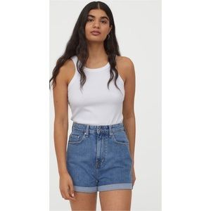 H&M DIVIDED cuffed high waisted mom shorts